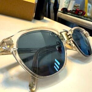 Tom Ford Sunglasses // Crystal Frames Blue Lenses